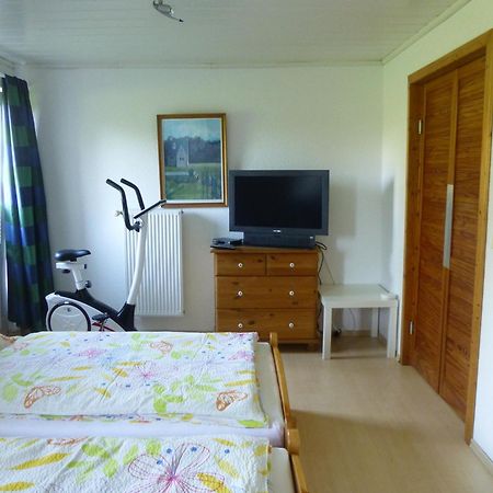 Erfde Ferienwohnung Stoeterau - Ebenerdige Fewo Mit Sonnenterrasse מראה חיצוני תמונה