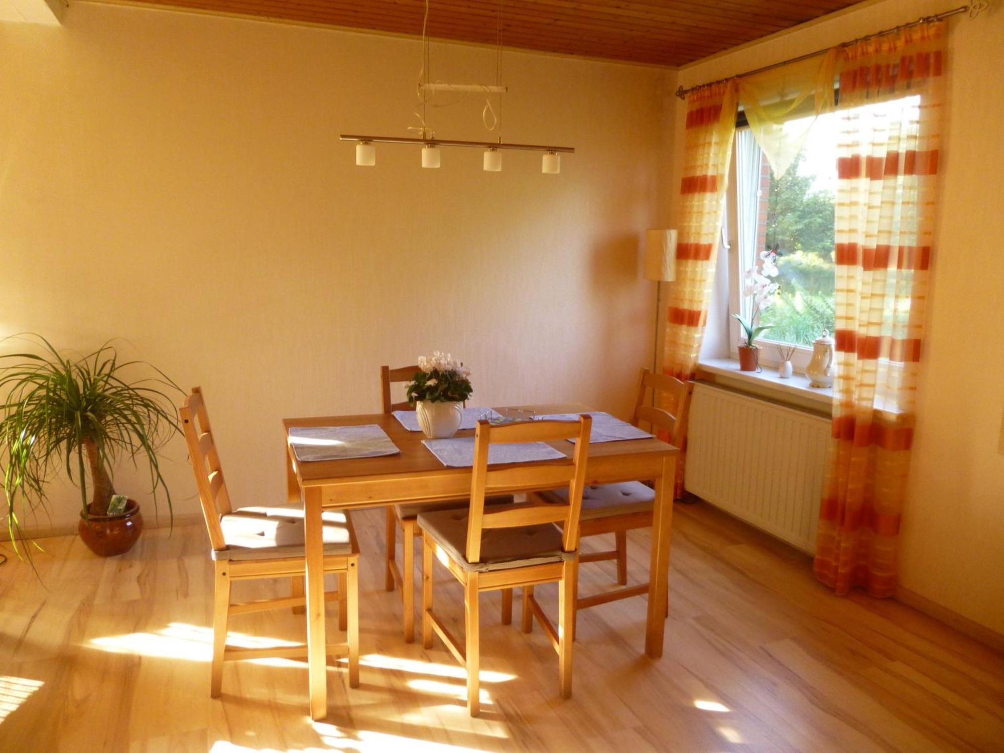 Erfde Ferienwohnung Stoeterau - Ebenerdige Fewo Mit Sonnenterrasse מראה חיצוני תמונה